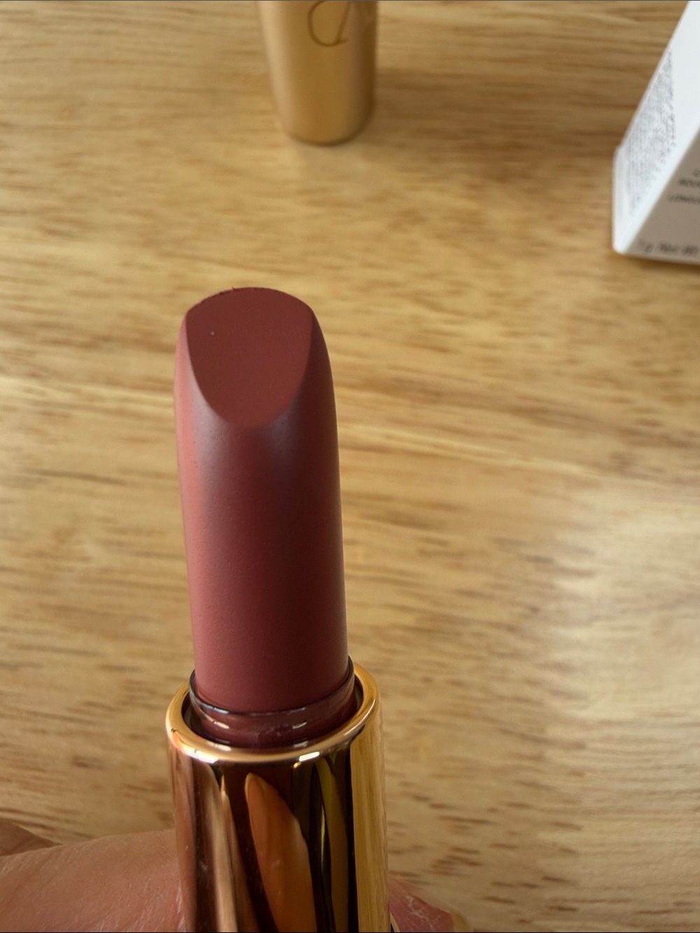 Valentino 134R Mini Spike Matte Lipstick NIB - Picture 3 of 13